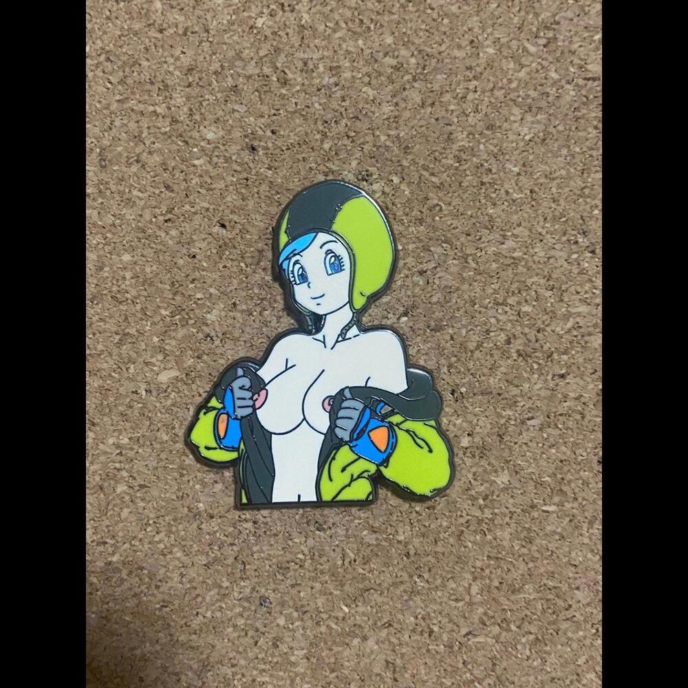 Dragon Ball Bluma pin